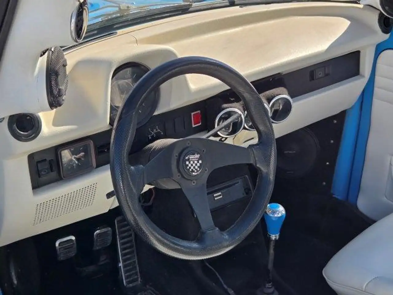 Volkswagen Maggiolino MAGGIOLONE CABRIO KARMANN 1303 15AB11 1.3, foto 9