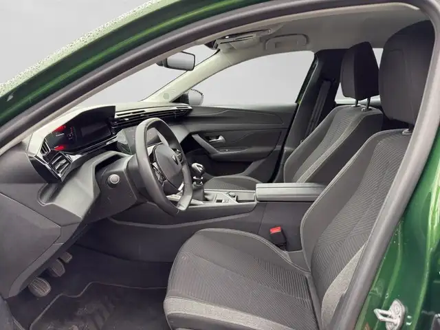 Peugeot 308 view 8
