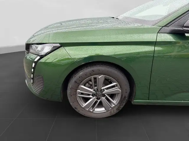 Peugeot 308 view 7