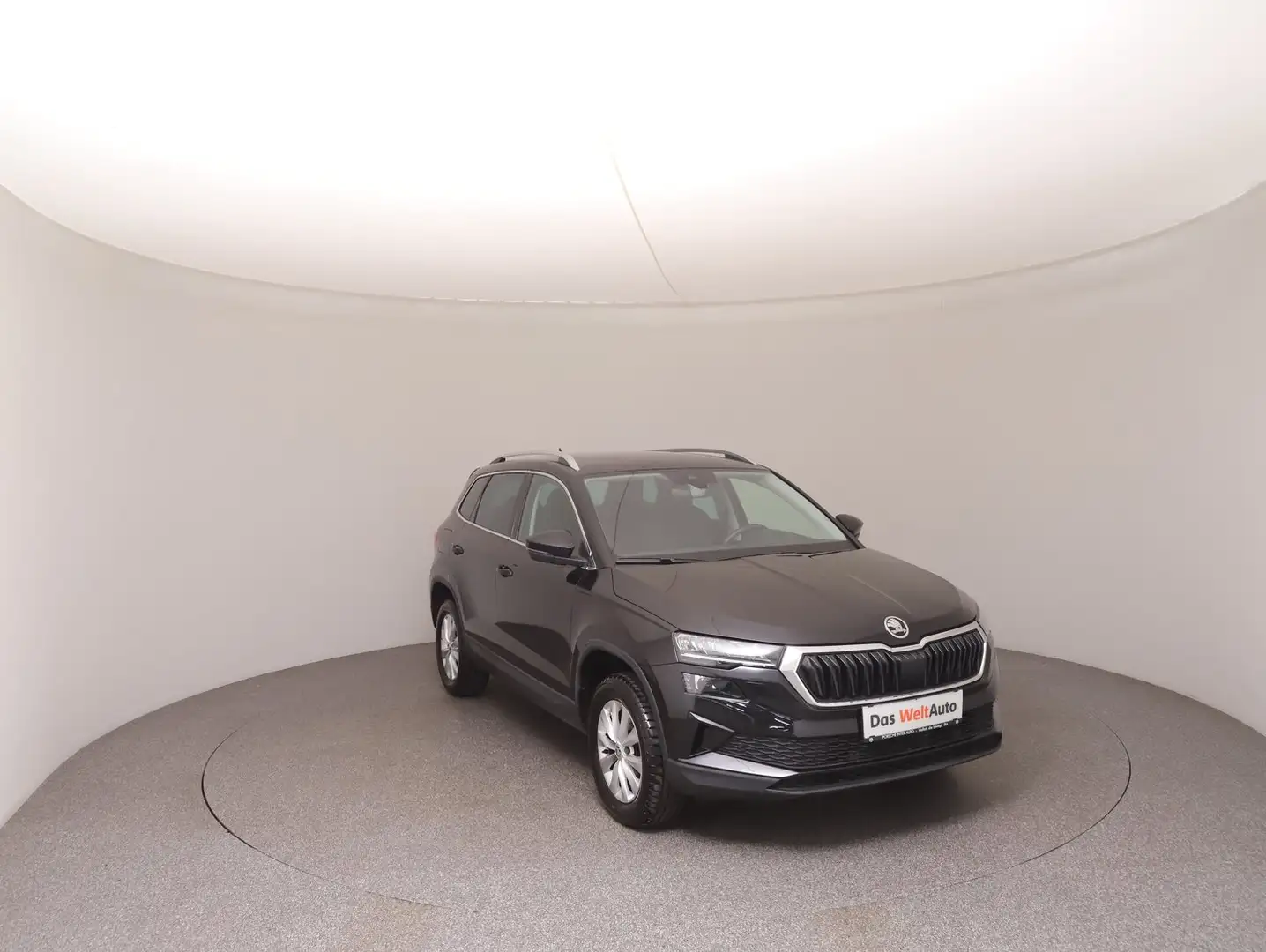 Skoda Karoq Selection TSI Schwarz - 2