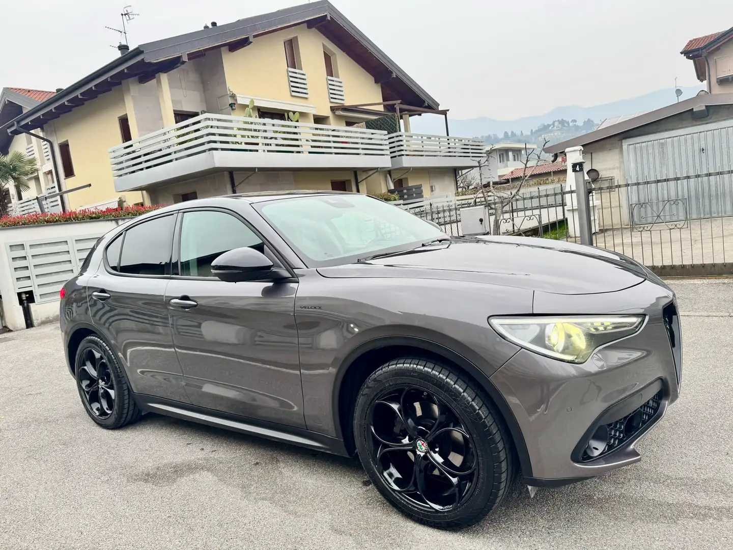 Alfa Romeo Stelvio 2.2 turbodiesel 190 cv AT8 Q4 super - 2