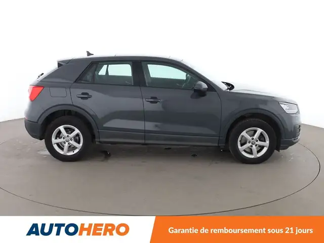 Audi Q2 view 7