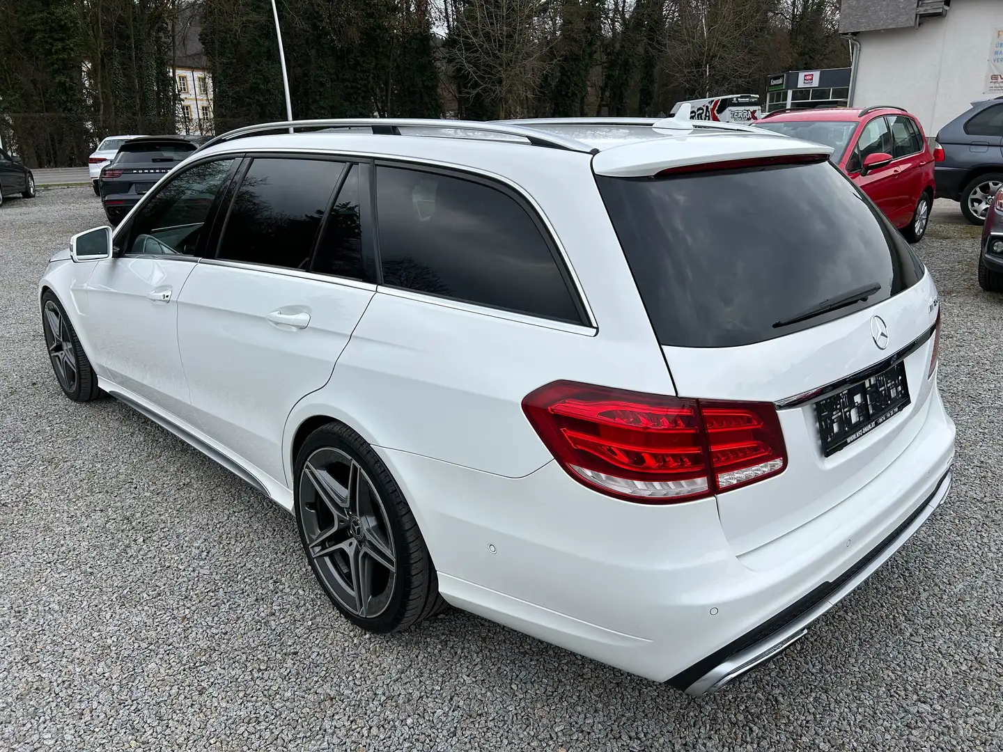 Mercedes-Benz E 200 E 200 CDI Aut./AMG-Umbau/Soundmodul/TOP ZUSTAND Blanc - 2