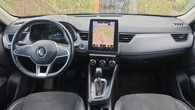 Renault Arkana view 11