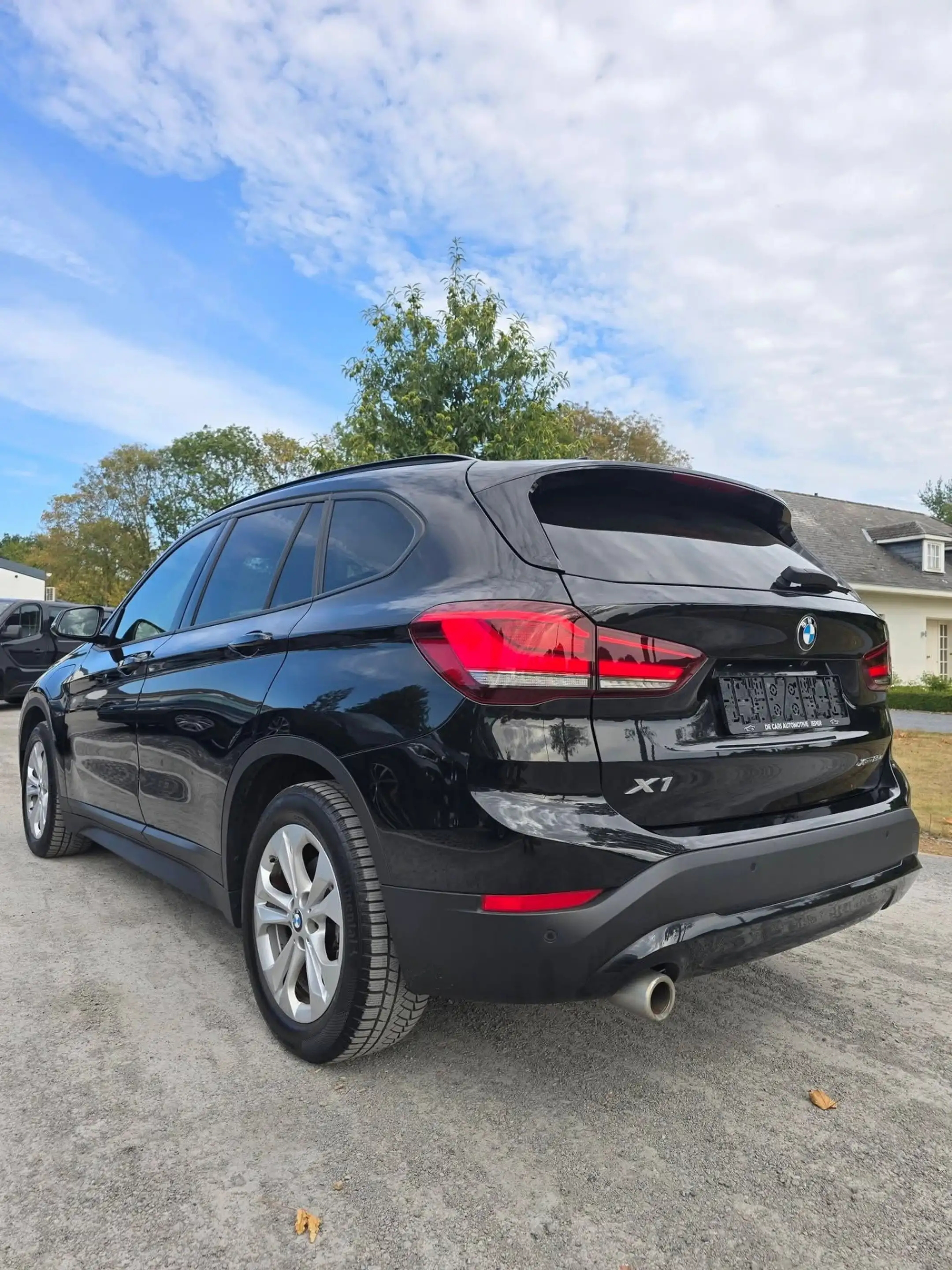 BMW X1 1.5iA xDrive25e hybride//Carplay-Head-up-Camera — photo 4