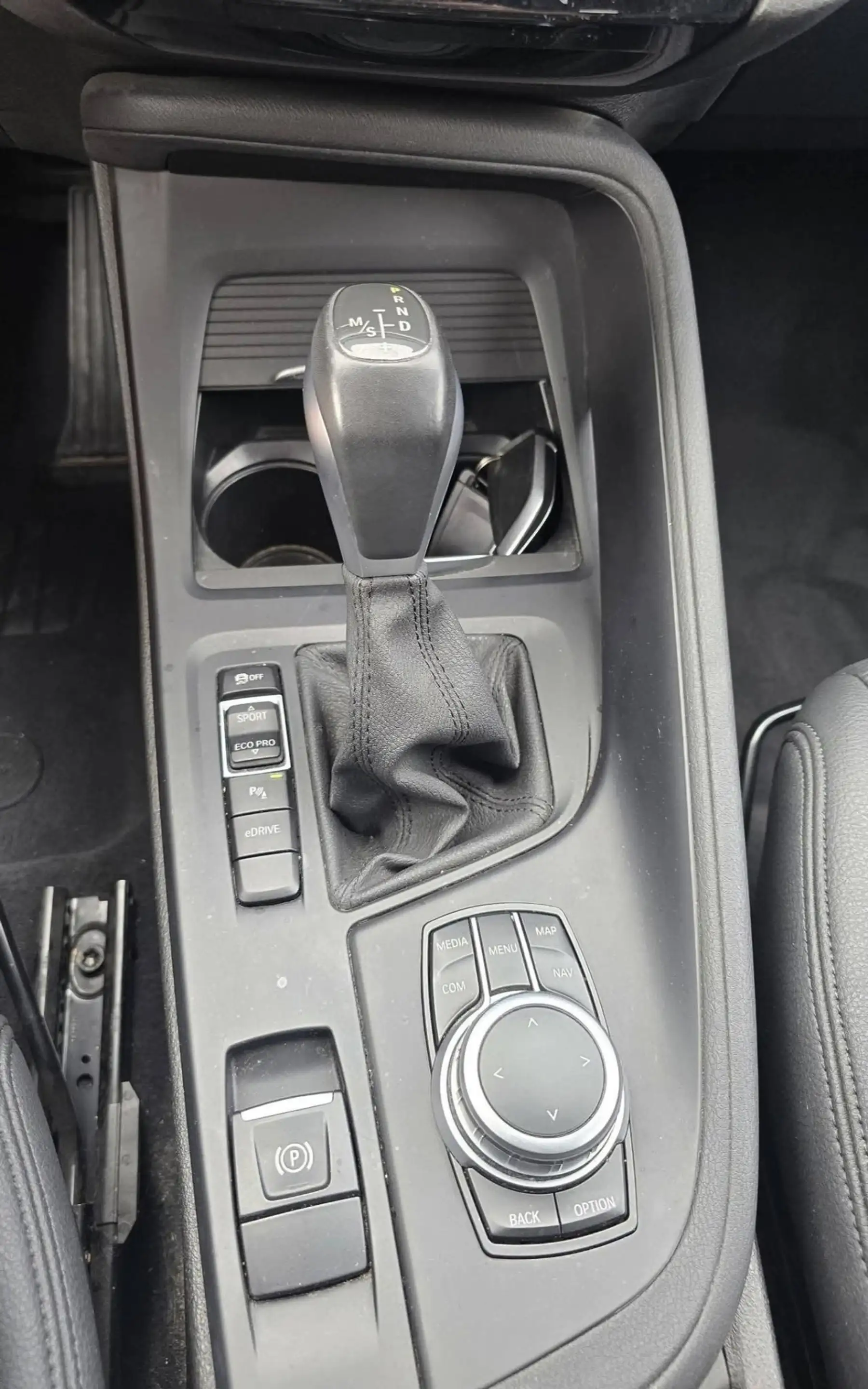 BMW X1 1.5iA xDrive25e hybride//Carplay-Head-up-Camera — photo 15