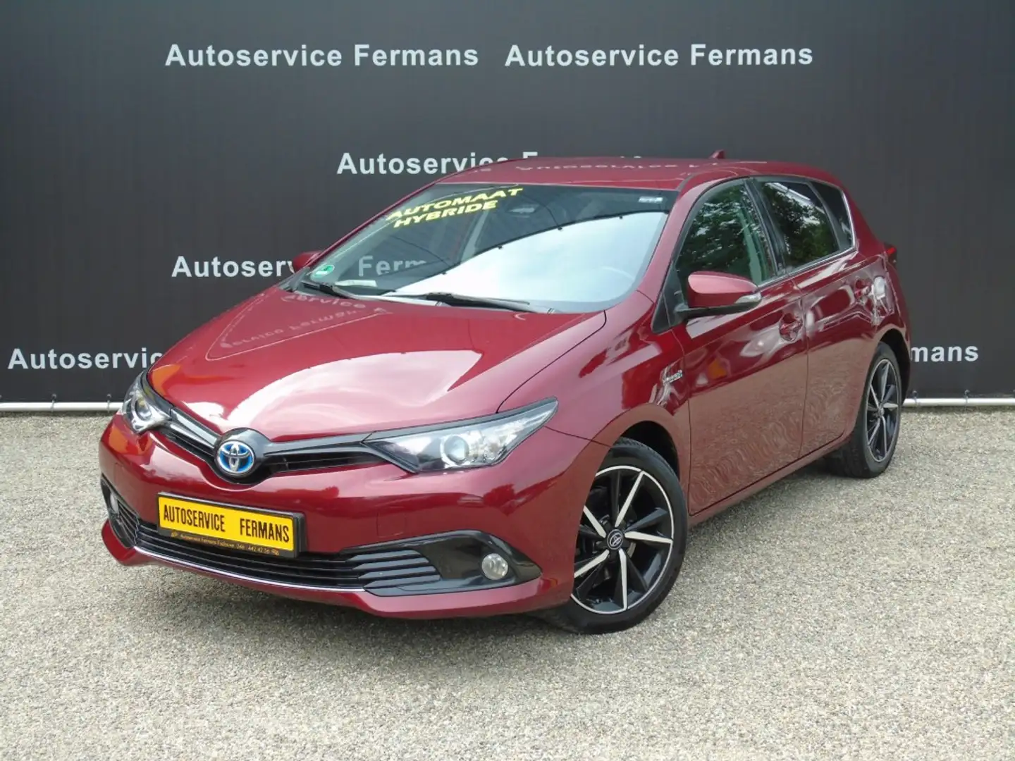Toyota Auris 1.8 Hybride aut. - 2018 - Team Edition - Camera Rood - 2