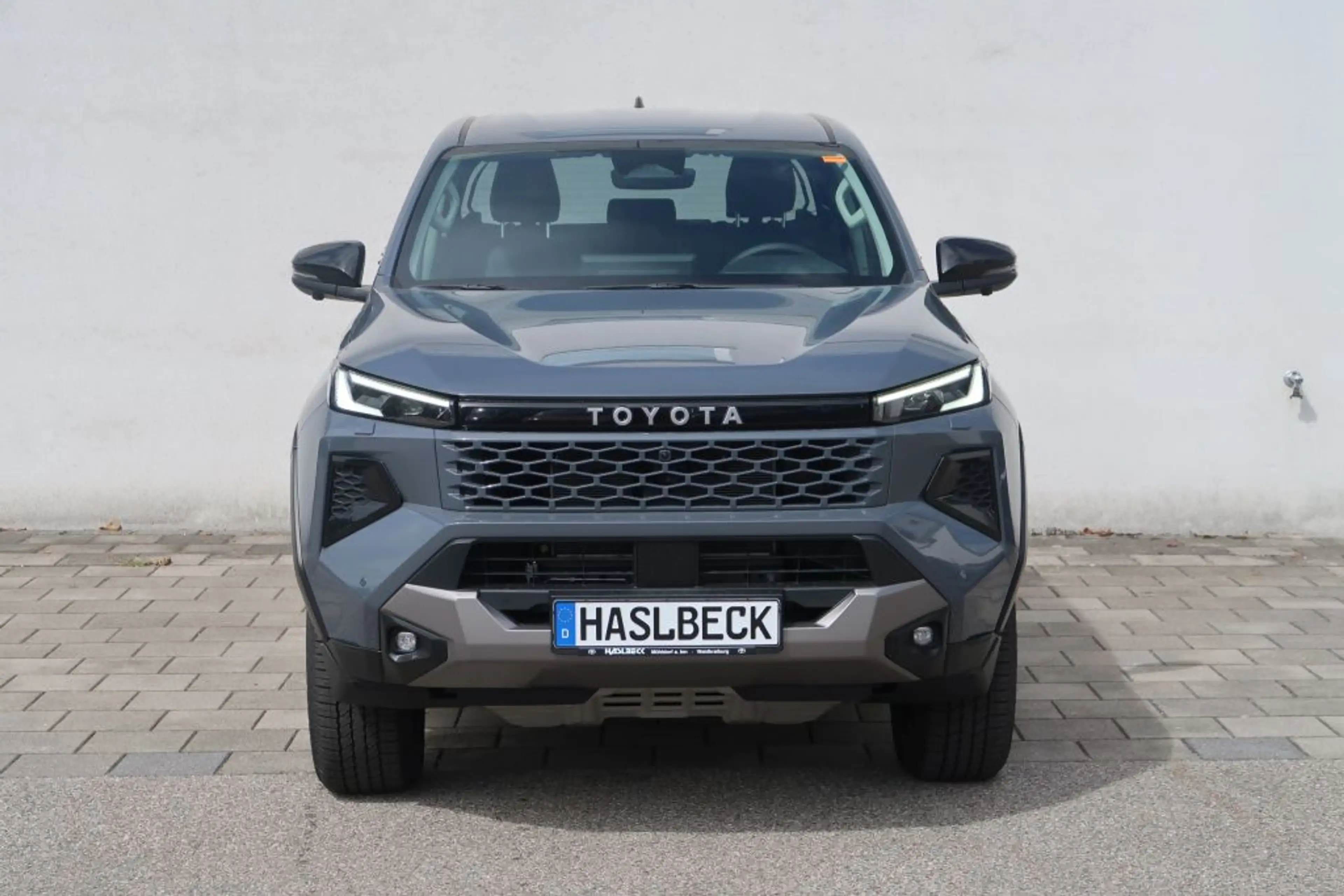Toyota Hilux HiLux 4x4 Double Cab Autm. Invincible — photo 2
