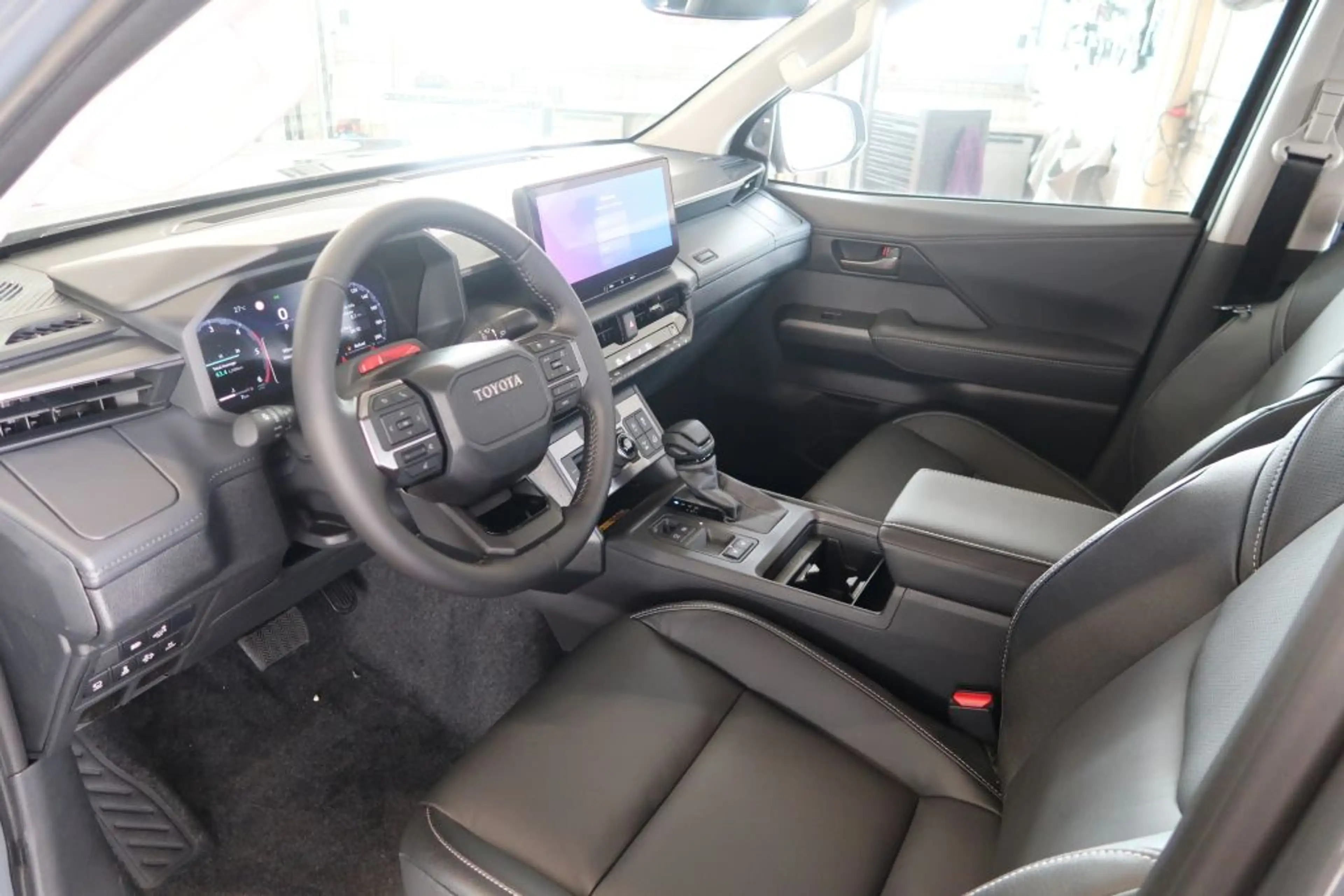 Toyota Hilux HiLux 4x4 Double Cab Autm. Invincible — photo 9