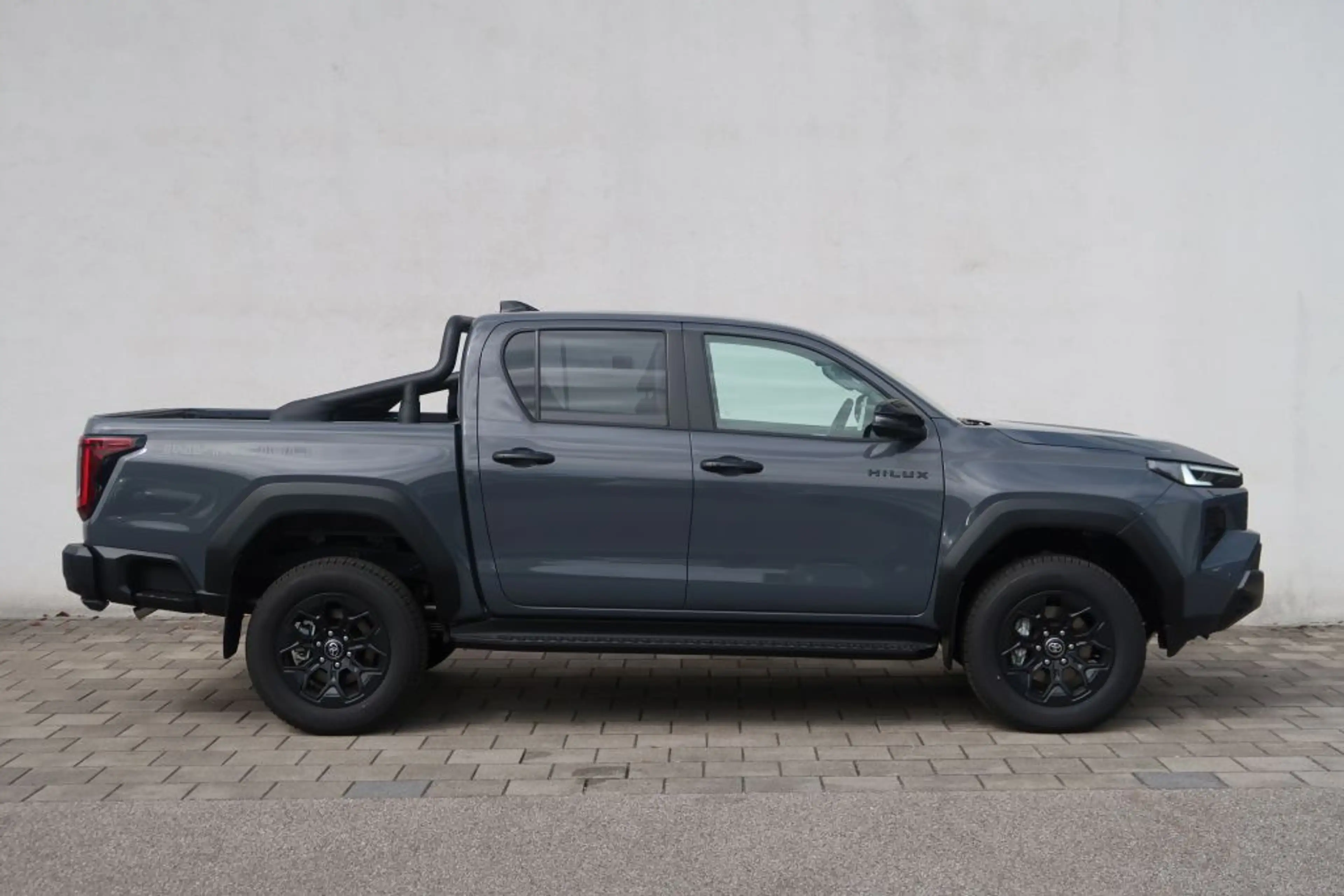 Toyota Hilux HiLux 4x4 Double Cab Autm. Invincible — photo 8