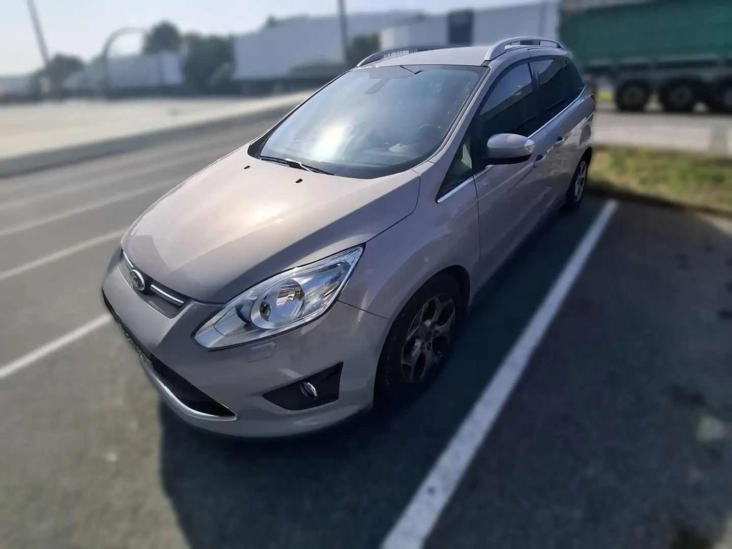 Ford Grand C-Max 1.6 Ti-VCT Trend Gris - 2