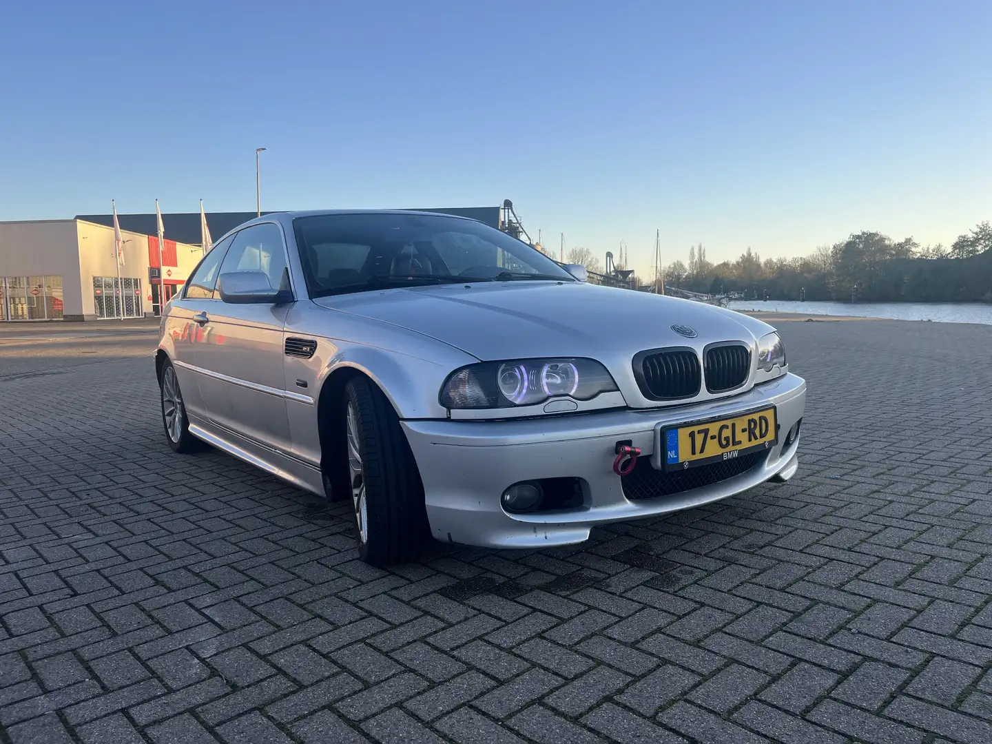 BMW 330 Ci - 2