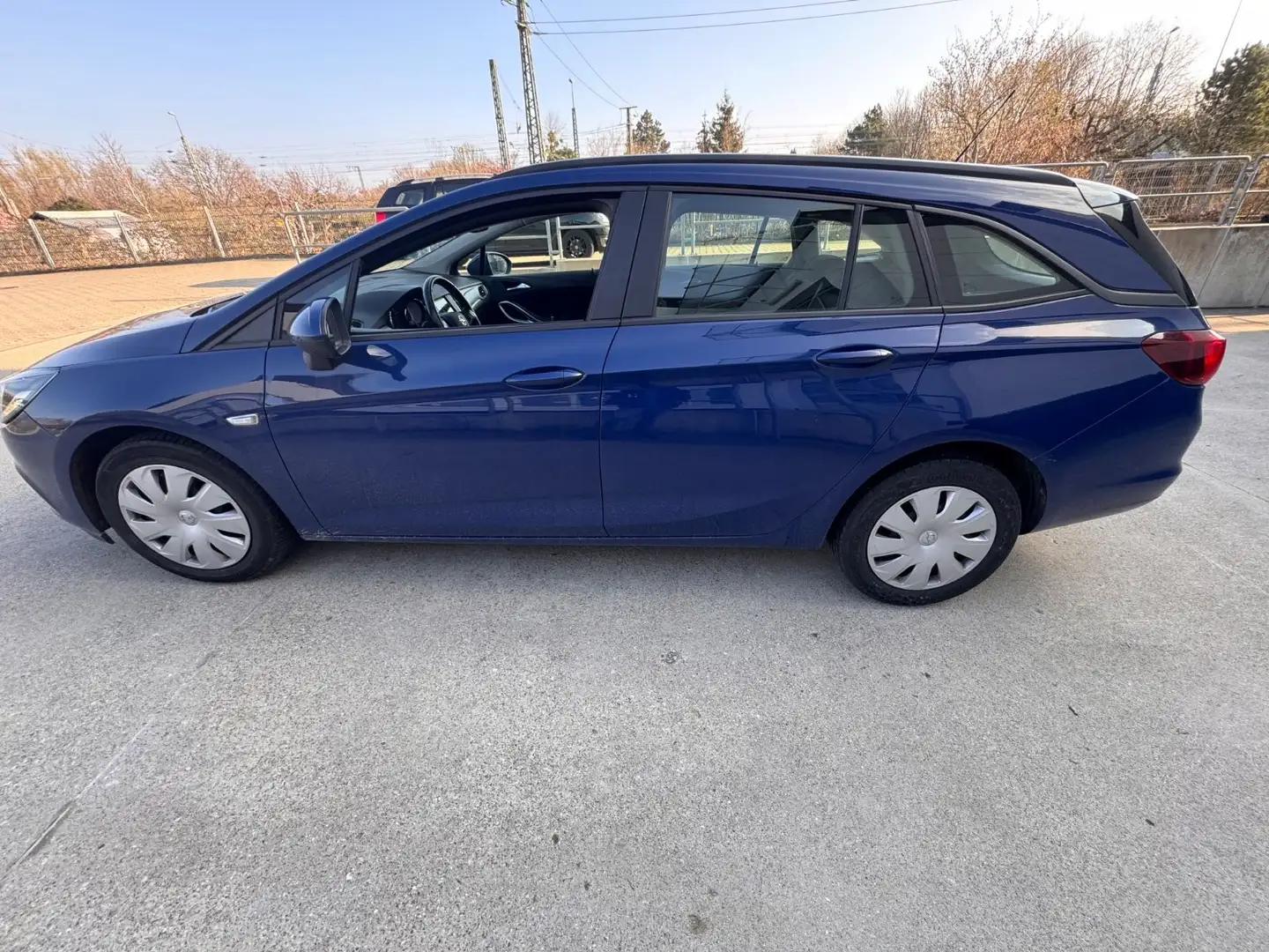 Opel Astra K Sports Tourer 1,6CDTI Business PDC Bleu - 2