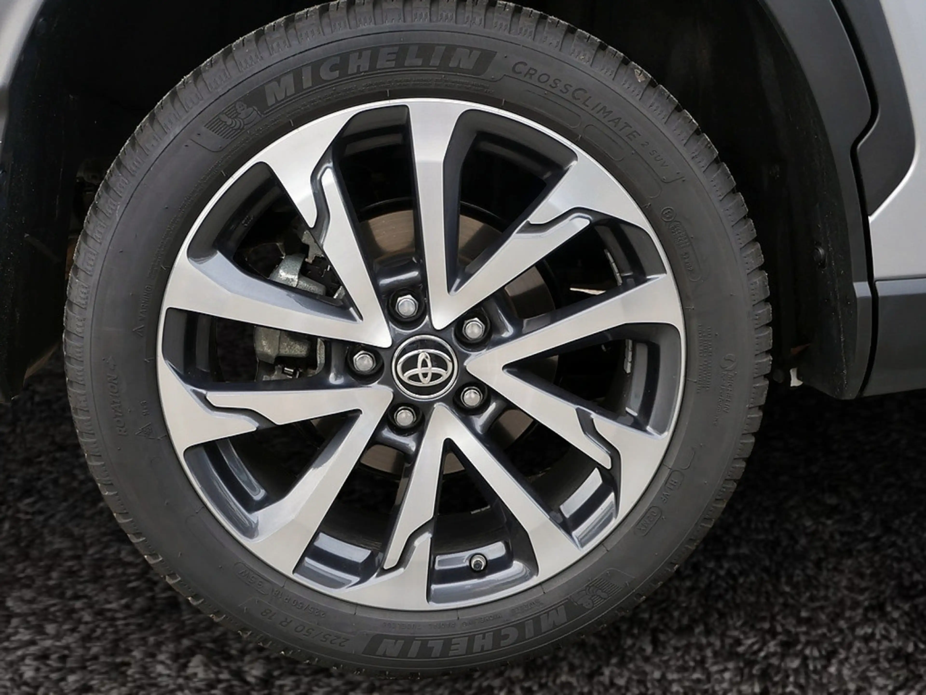 Toyota Corolla Cross 2.0 Hybrid Teamplayer ACC LED — photo 10