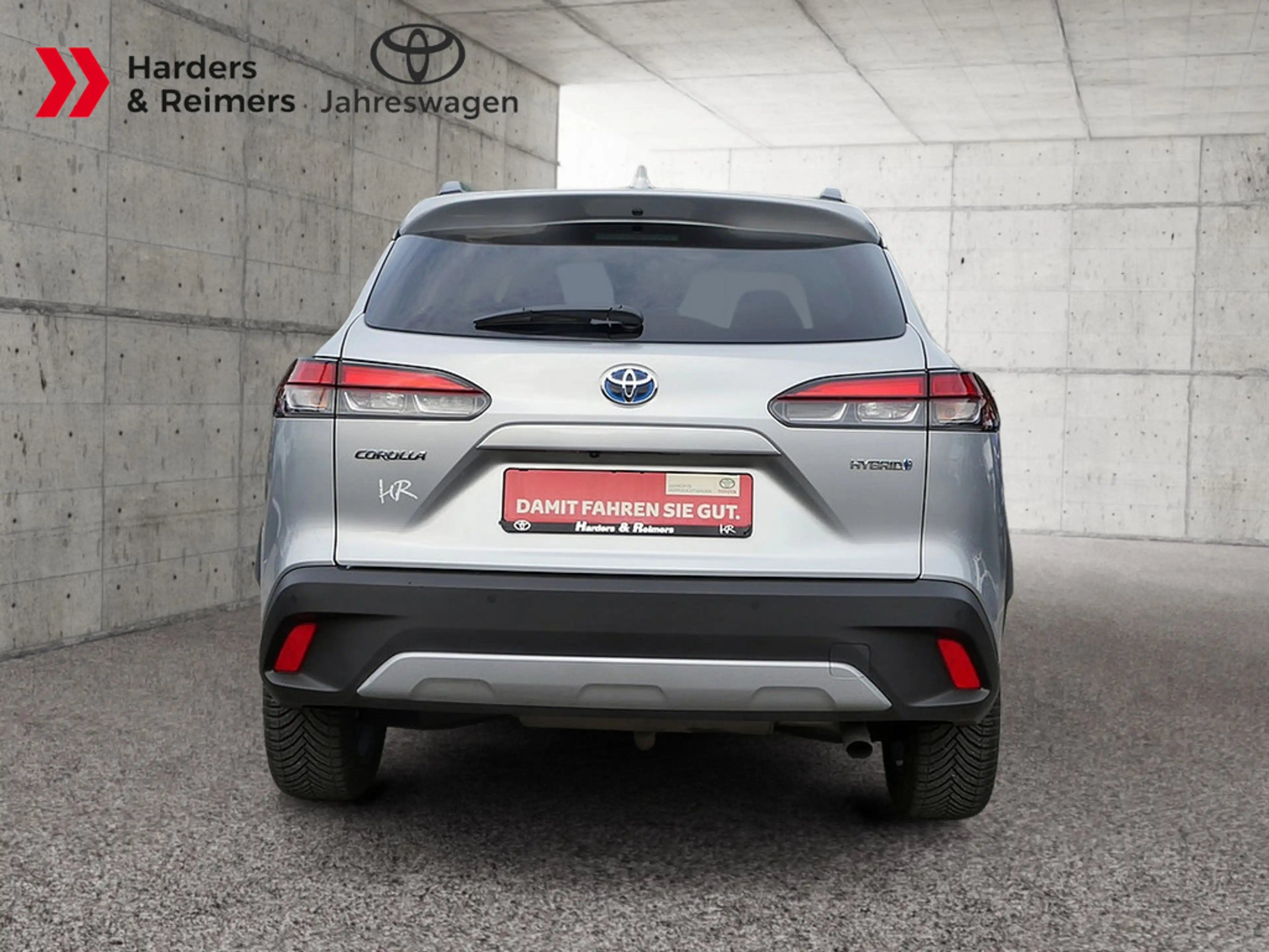 Toyota Corolla Cross 2.0 Hybrid Teamplayer ACC LED — photo 5