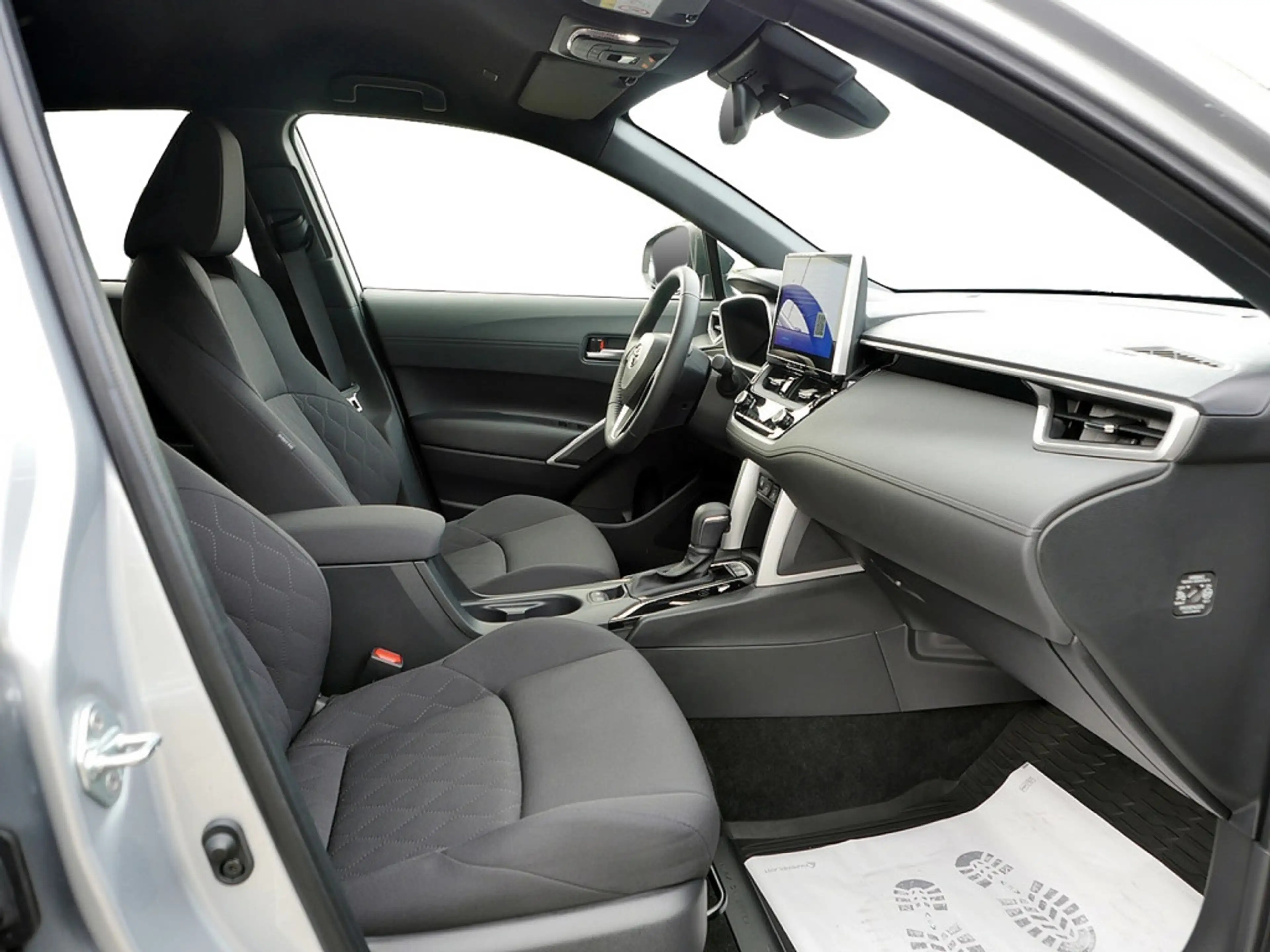 Toyota Corolla Cross 2.0 Hybrid Teamplayer ACC LED — photo 7