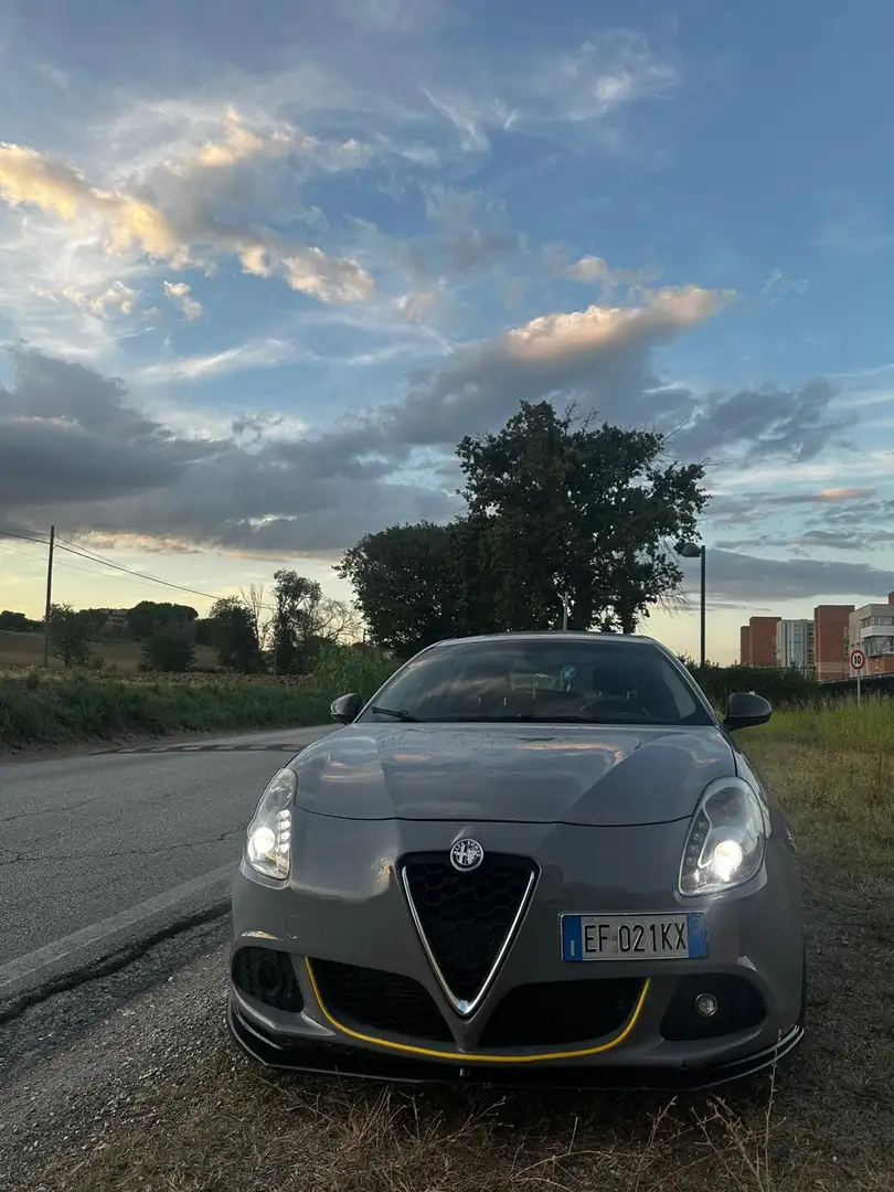 Alfa Romeo Giulietta 2.0 jtdm(2) Distinctive 170cv - 2