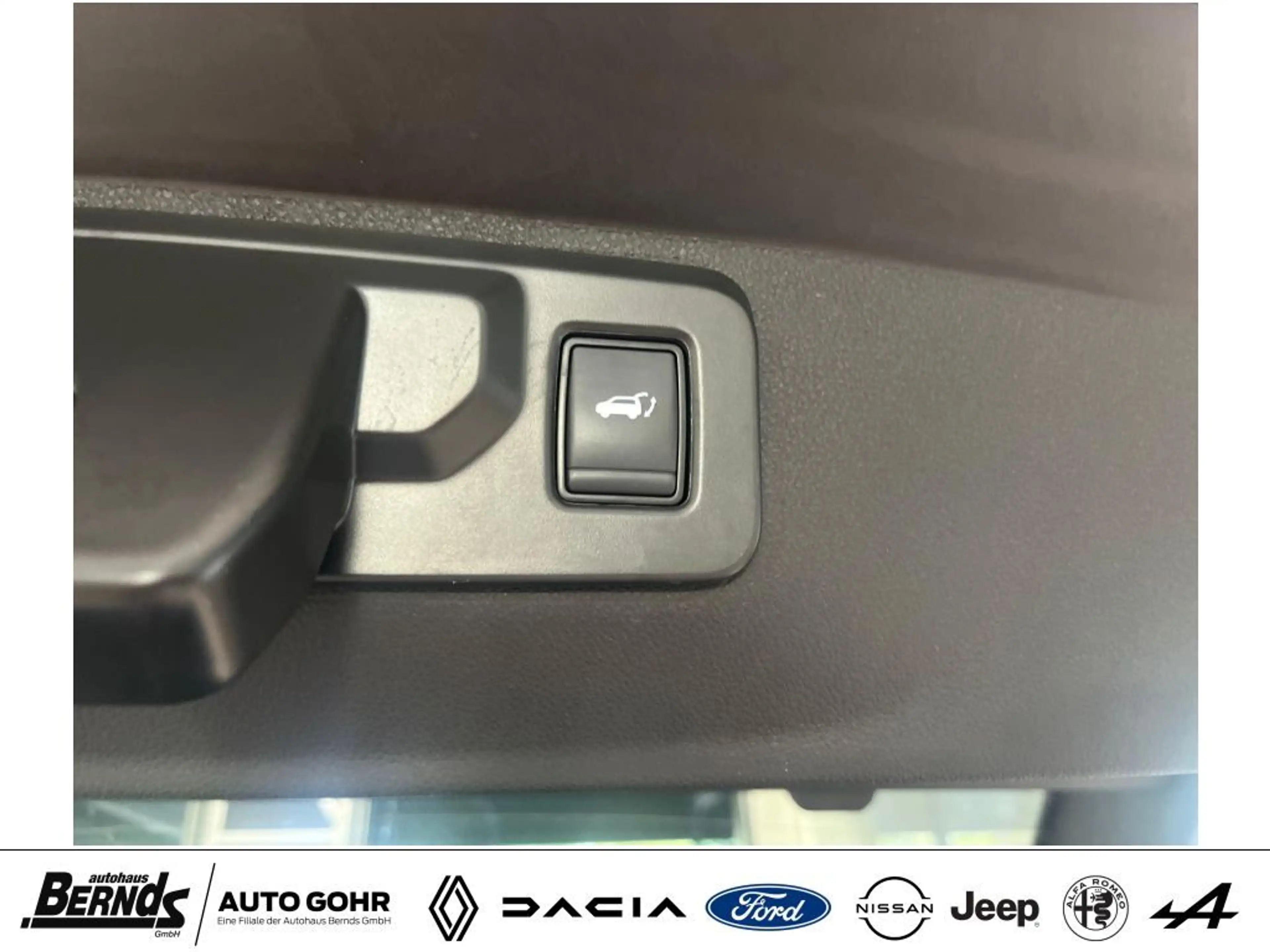 Renault Rafale E Hyper 300 4x4 Alpine Matrix Pano H&K HeadUp — photo 8