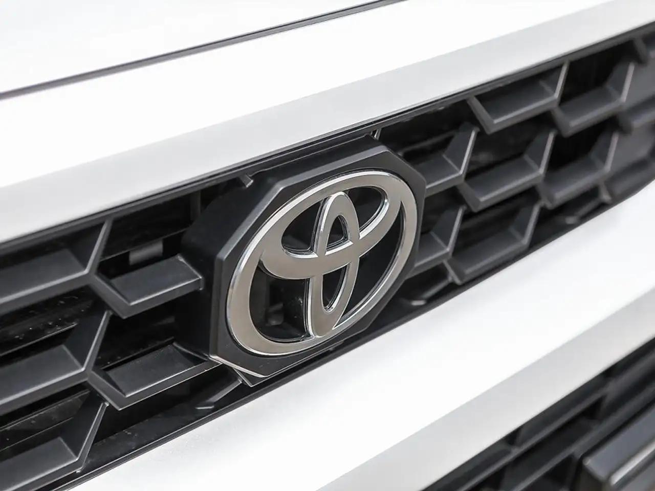 Toyota 4-Runner снимка Toyota 4-Runner