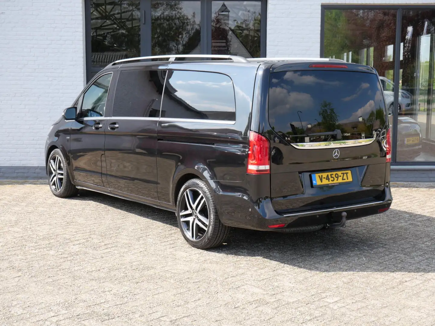 Mercedes-Benz V 250 250d XL DC Avantgarde Marge Ecc Led Burmester 360 Zwart - 2