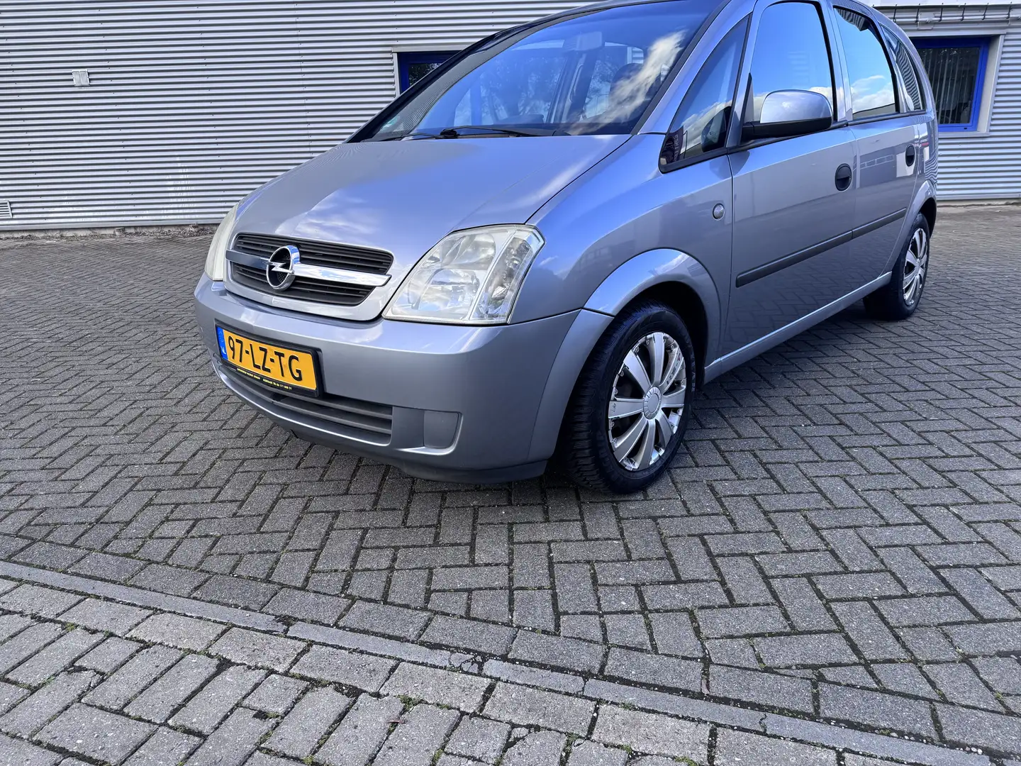 Opel Meriva 1.6-16V Enjoy Grijs - 1