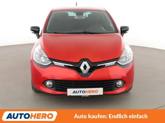 Renault Clio view 9