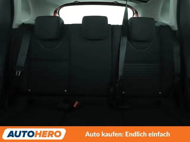 Renault Clio view 15