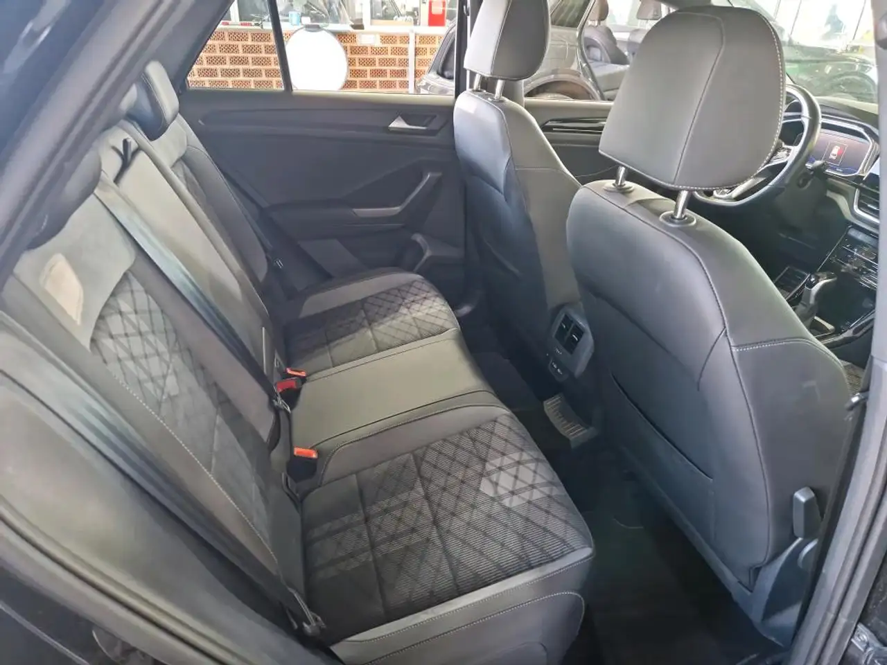 Volkswagen T-Roc, фото 4