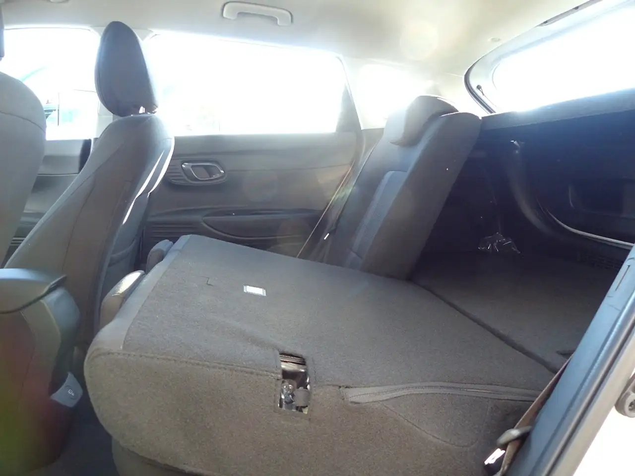 Hyundai i20 1.0 T-GDI Trend *Navi*GRA*Klima* 26