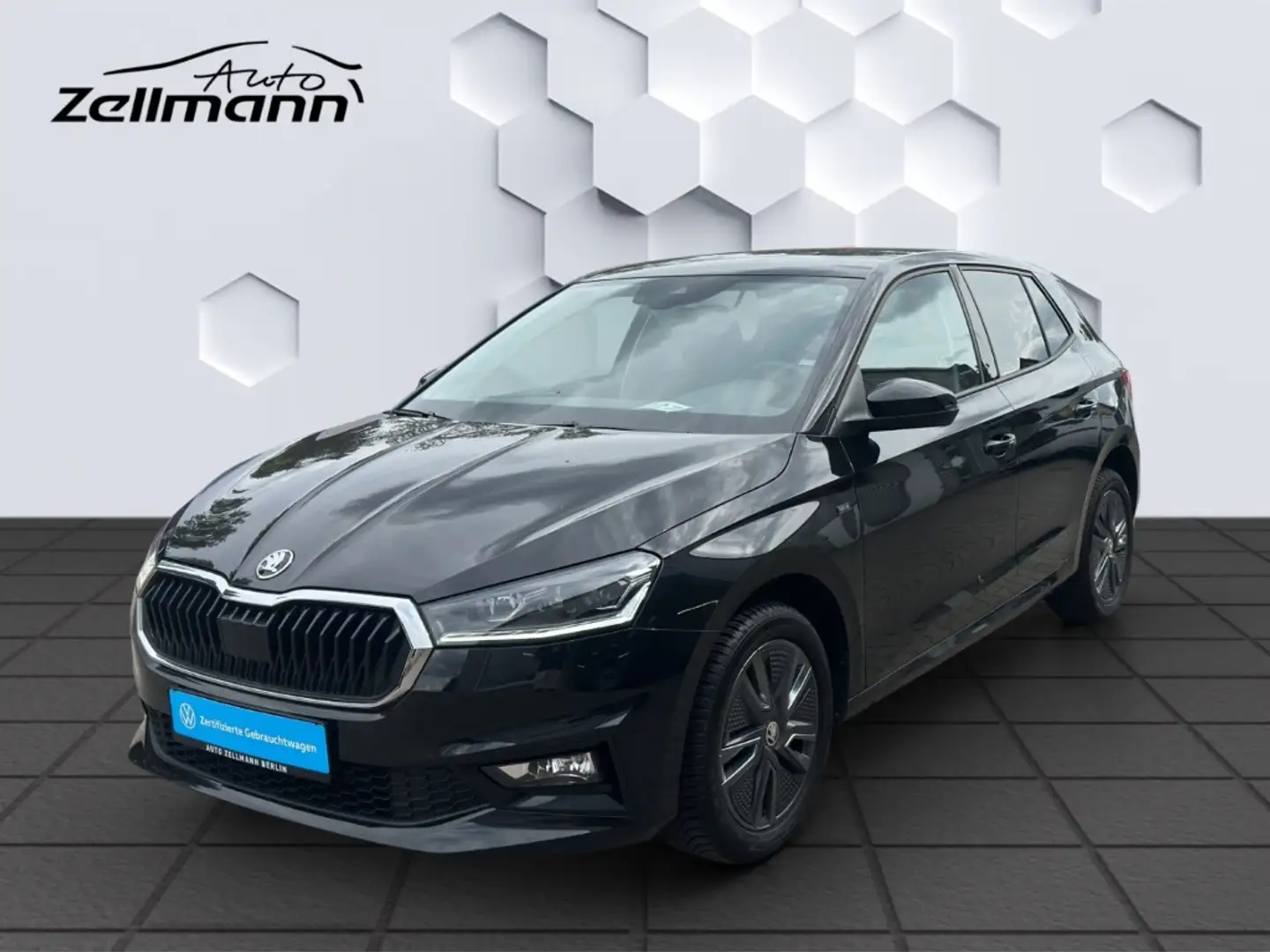 Skoda Fabia Selection 1.0TSI 85kW Automatik LED PDC Sitzheizun Zwart - 1