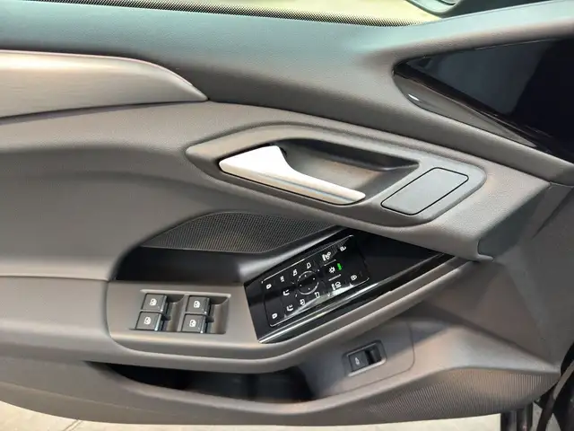 Audi A6 E-Tron view 8