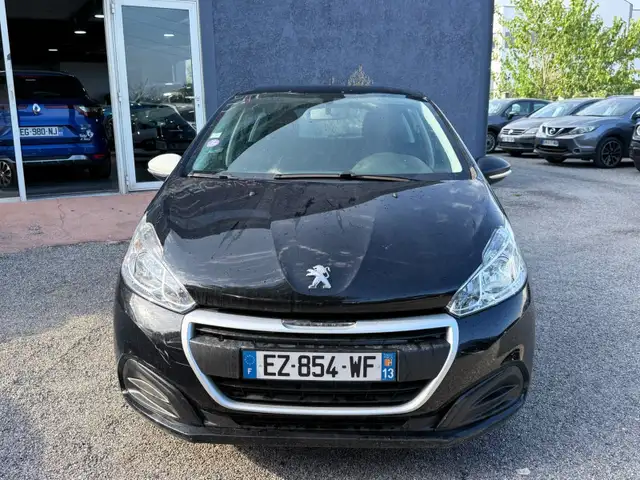 Peugeot 208 view 14
