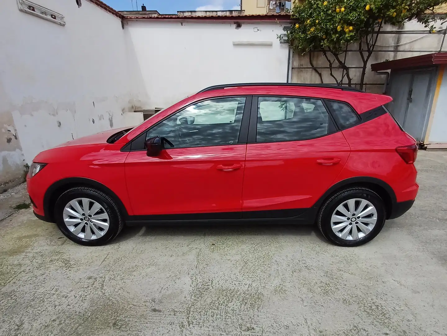 SEAT Arona Arona 20171.0 tgi Style 90cv Rosso - 2