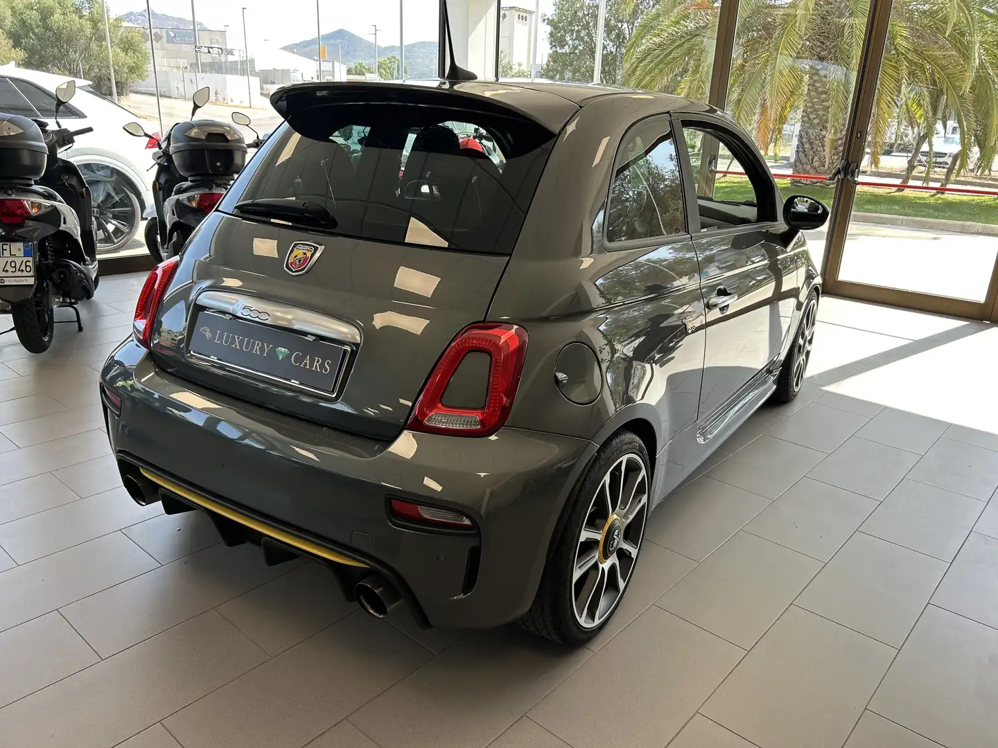 Abarth 500 1.4 16v t. t-jet Custom s/xeno c/sens.p. 135cv - 2