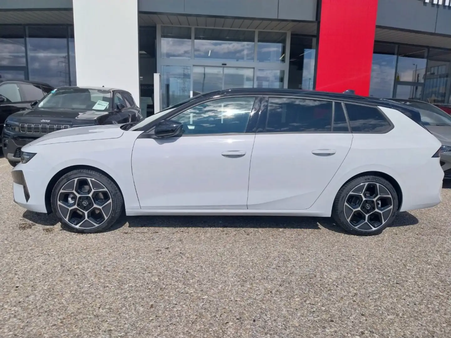Opel Astra Hybrid, Sports Tourer, Ultimate, 1.2 Direct Weiß - 2
