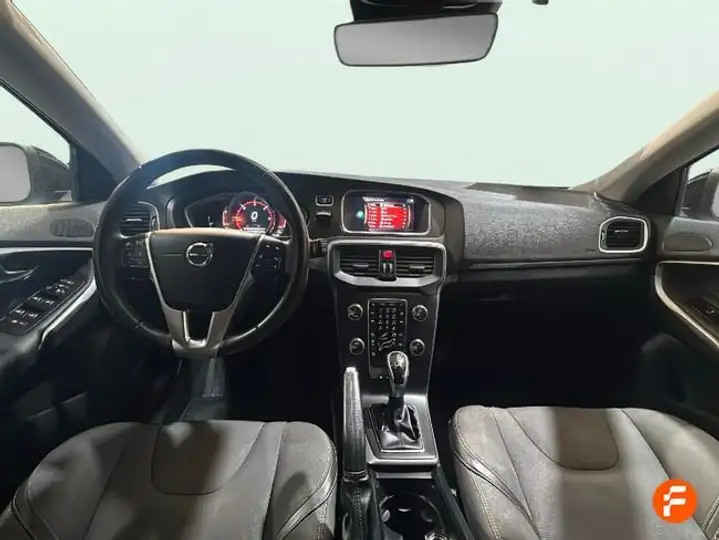 Volvo S40 2017, foto 13