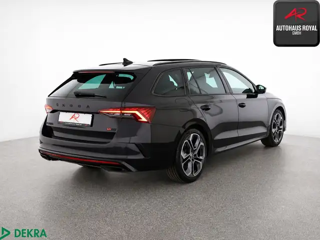 Skoda Octavia view 5