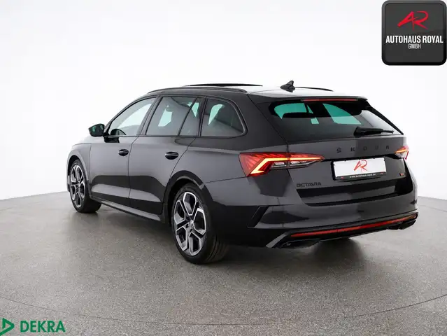 Skoda Octavia view 3