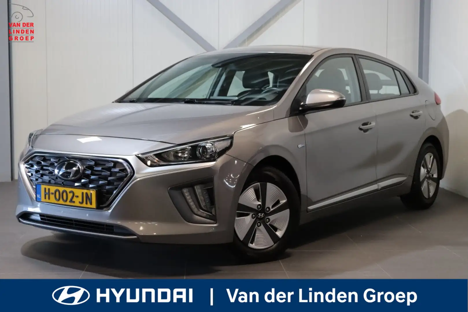 Hyundai IONIQ 1.6 GDi i-Motion|Climate|Car-Play|Camera|Rijklaar| Grijs - 1