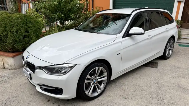 BMW 318 318d Touring xdrive Sport
