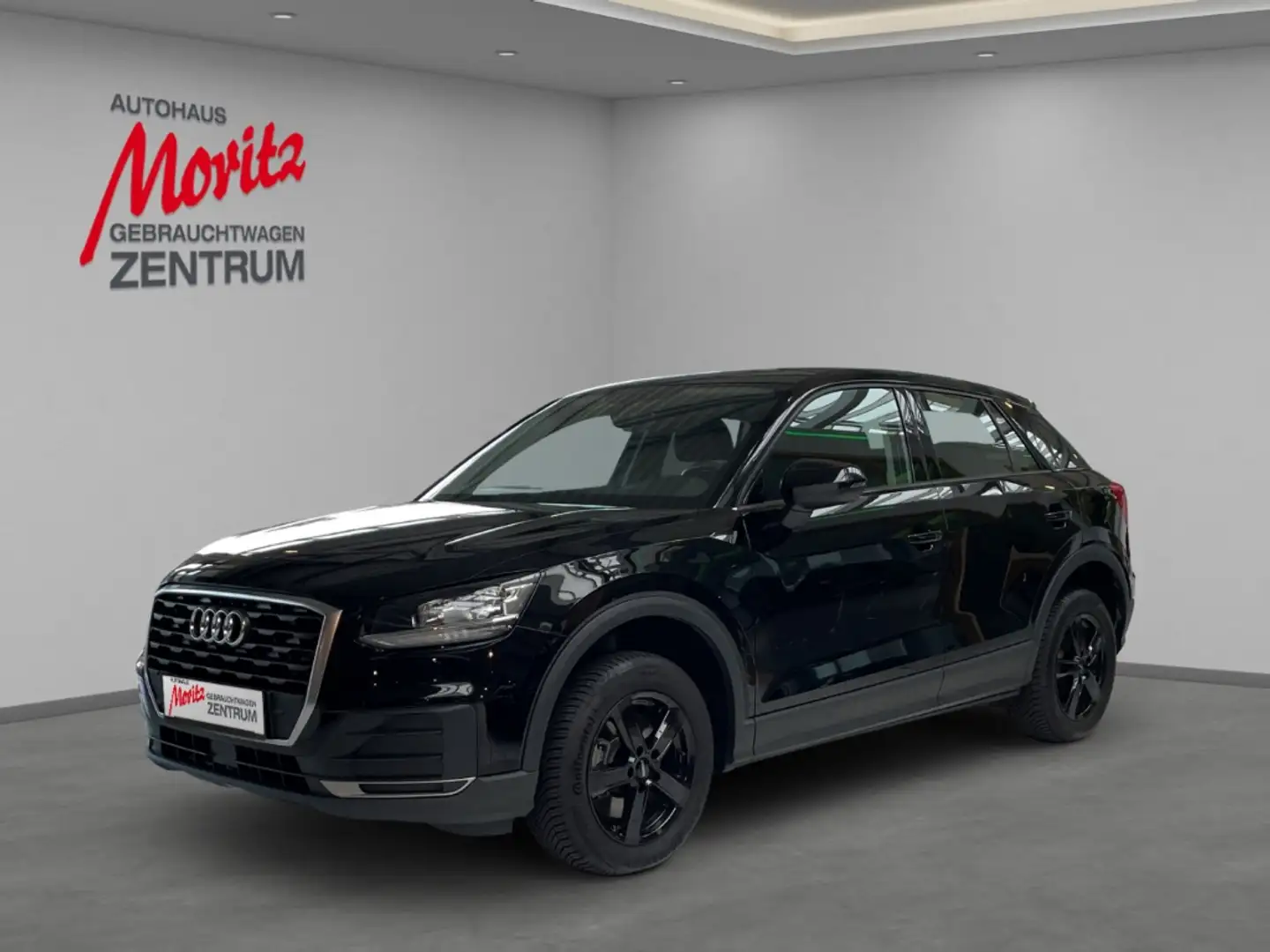 Audi Q2 1.6 TDI *MIT ALLWETTER & WENIG KM!* Zwart - 1