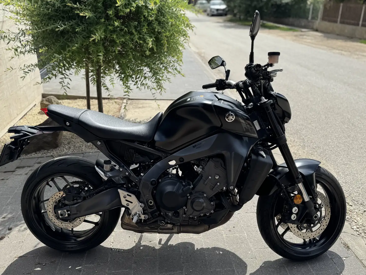 Yamaha MT-09 Negro - 2
