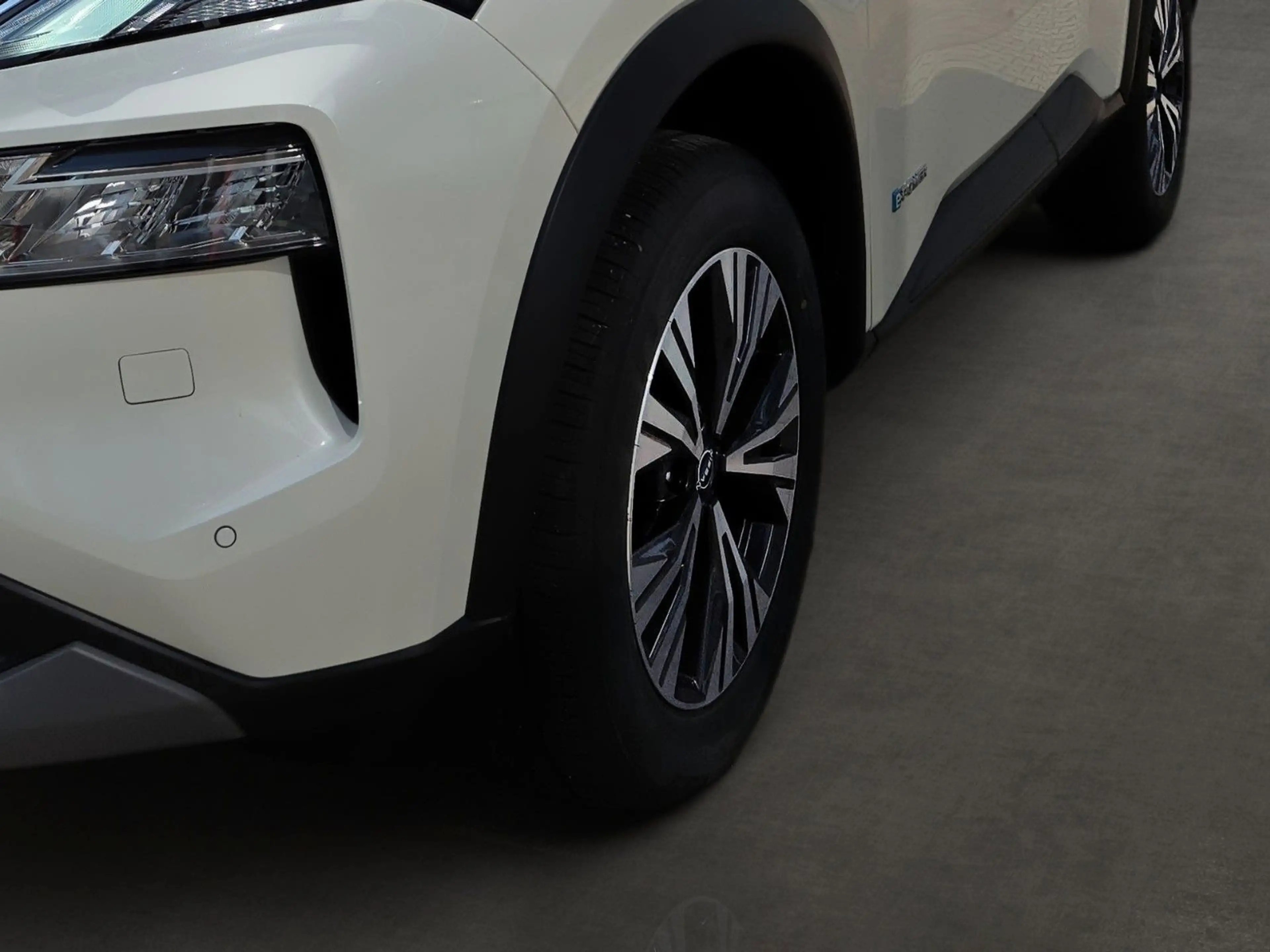 Nissan X-Trail N-Connecta 1.5 VC-T e-POWERe-4ORCE 214PS — photo 6