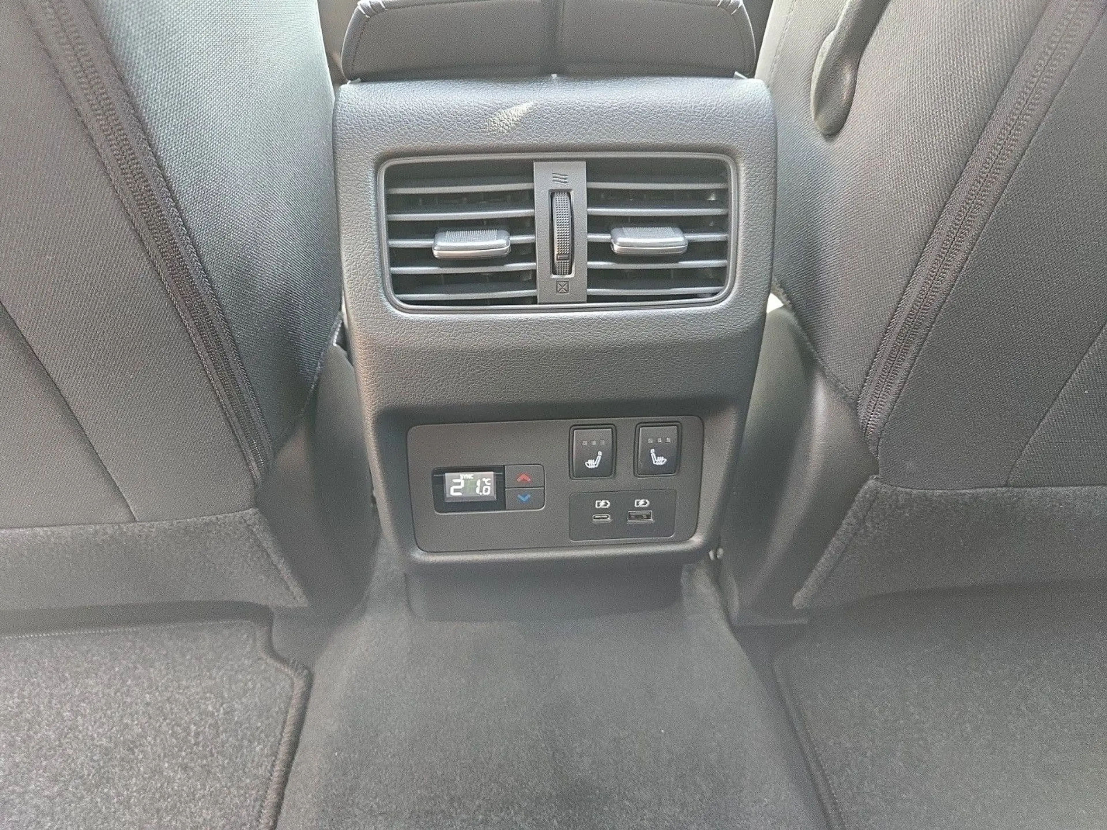 Nissan X-Trail N-Connecta 1.5 VC-T e-POWERe-4ORCE 214PS — photo 14