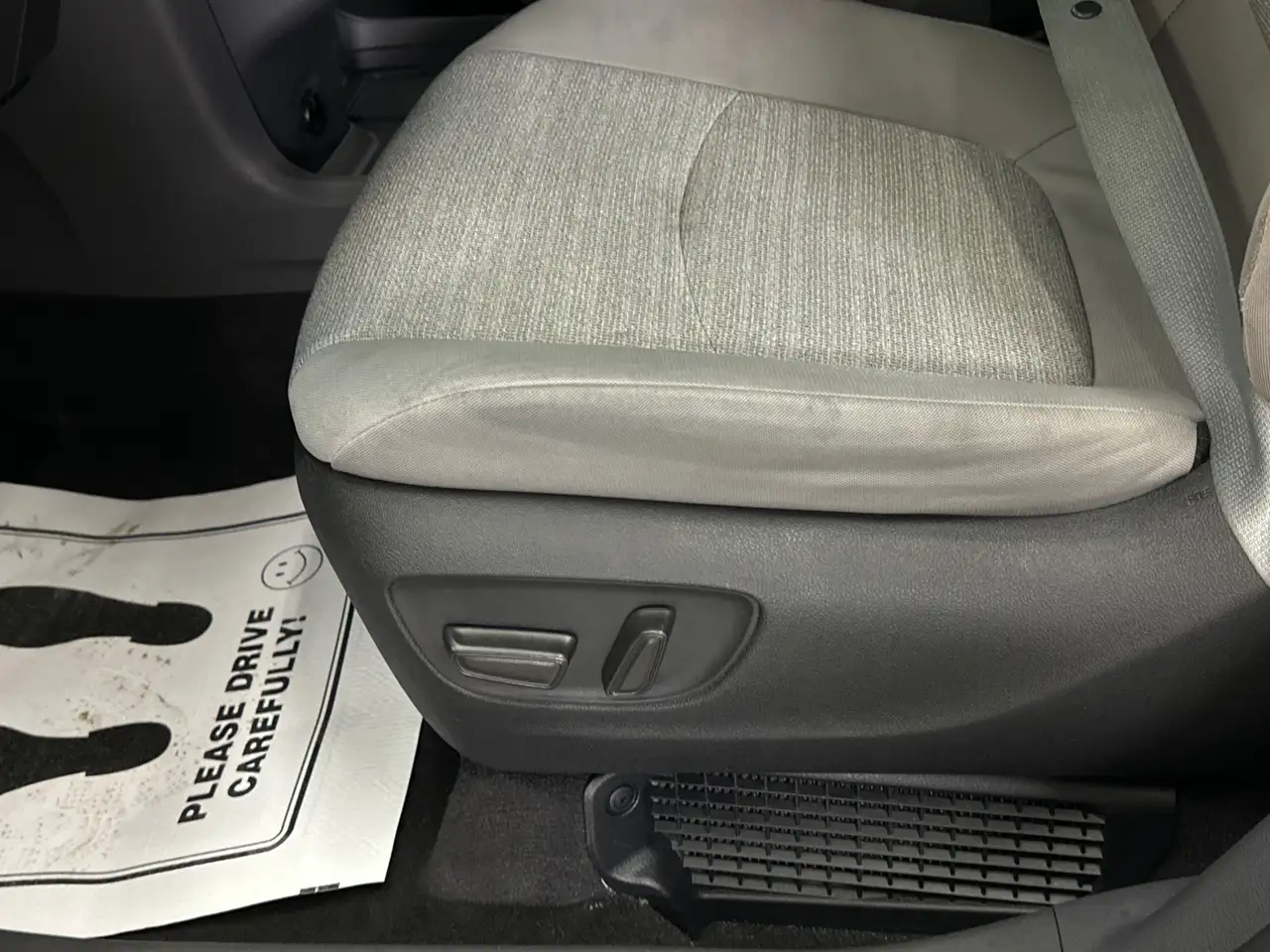 Toyota Sienna снимка Toyota Sienna