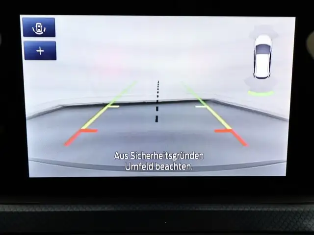 Ford Focus view 15