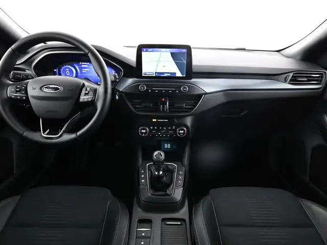 Ford Focus view 9