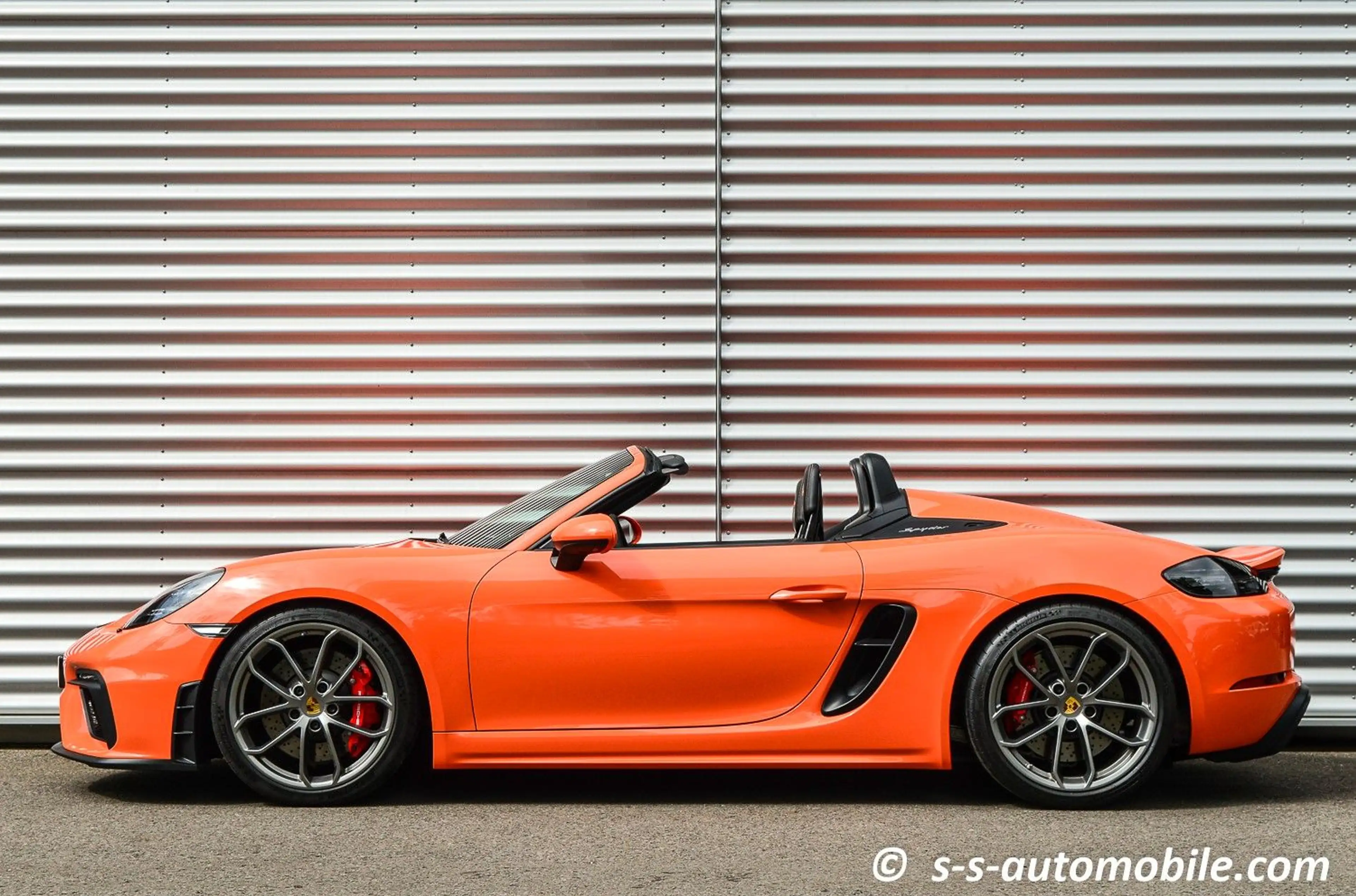 Porsche Boxster Spyder PTS Gulforange Vollschalen Carbon 1.Hand — photo 3