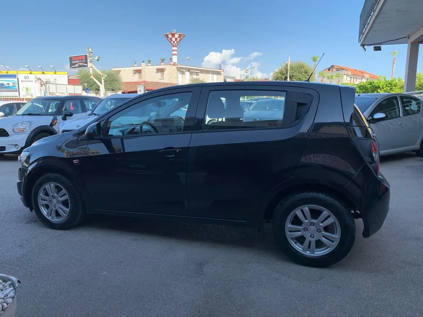 Chevrolet Aveo Aveo 5p 1.2 L Zwart - 2