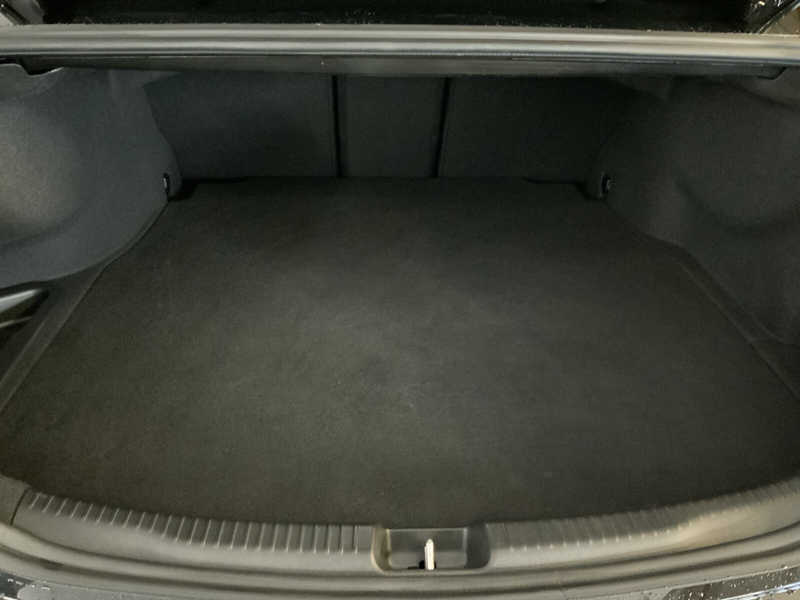 Mercedes-Benz C 400 C 400 e 4M AVANTGARDE Pano LED DISTRO 360° Burm — photo 7